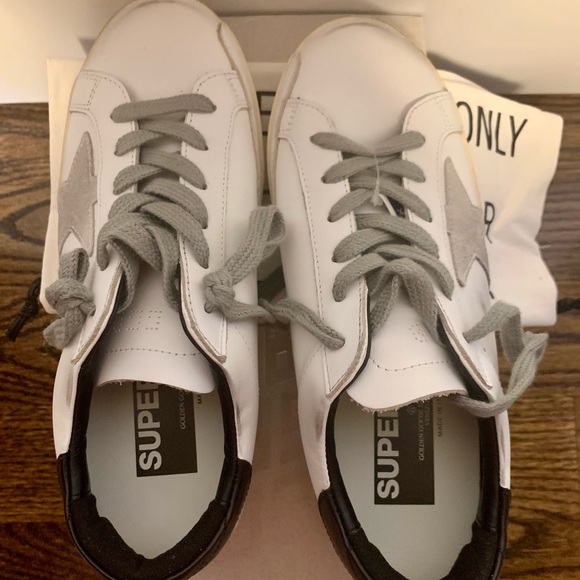 Golden Goose women’s sneakers in 38 - Picture 3 of 5